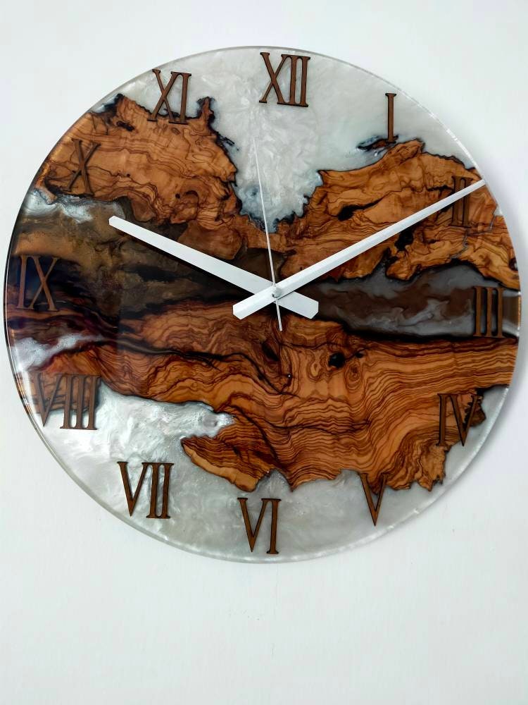 Bicolor Epoxy & Olive Wood Wall Clock Wholesale vendor