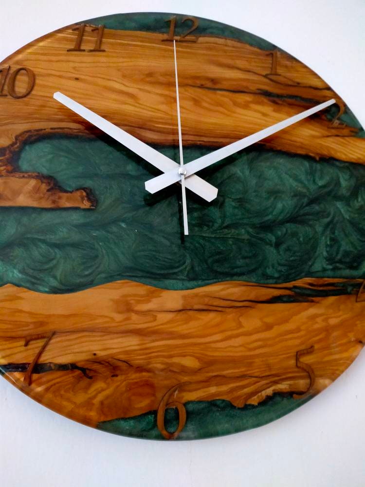 Metallic Color Epoxy & Olive Wood Wall Clock resinwoodliving