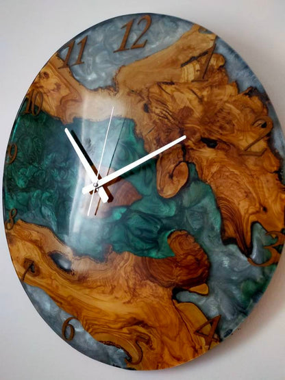 Bicolor Epoxy & Olive Wood Wall Clock Wholesale vendor