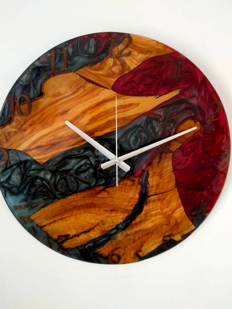 Metallic Color Epoxy & Olive Wood Wall Clock Wholesale vendor