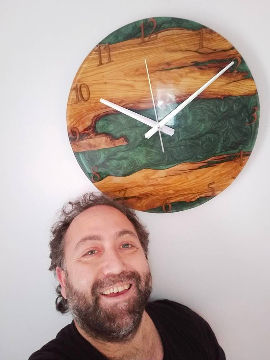 Metallic Color Epoxy & Olive Wood Wall Clock resinwoodliving