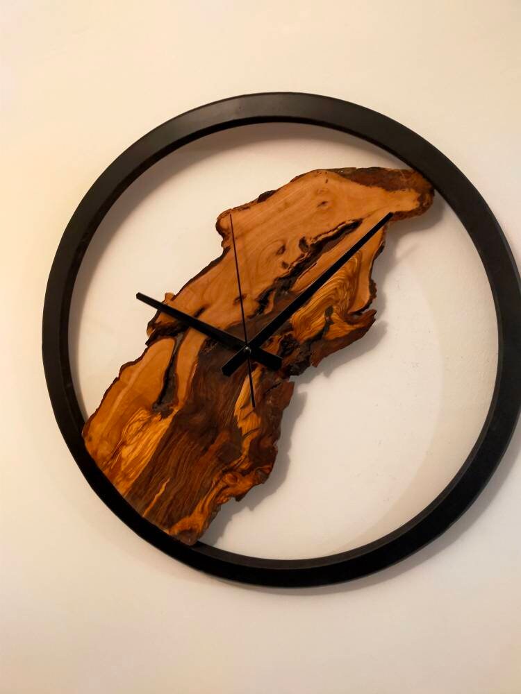 Rustic Olive Wood Wall Clock Wholesale vendor