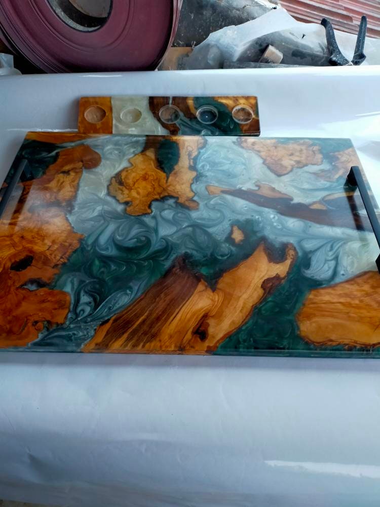 Epoxy Resin & Wood Serving Tray - No Edge Serving Tray resinwoodliving